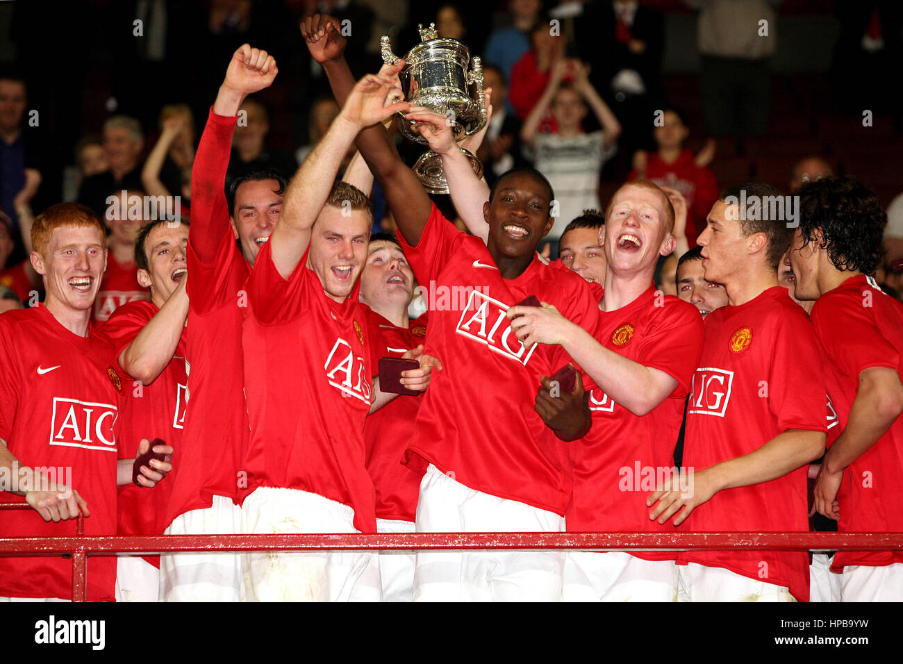 MANCHESTER SENIOR CUP FINAL - OLD TRAFFORD - Man Utd V BOLTON Manchester United compresa una giovane Danny Welbeck celebrare foto: Chris Bull Foto Stock