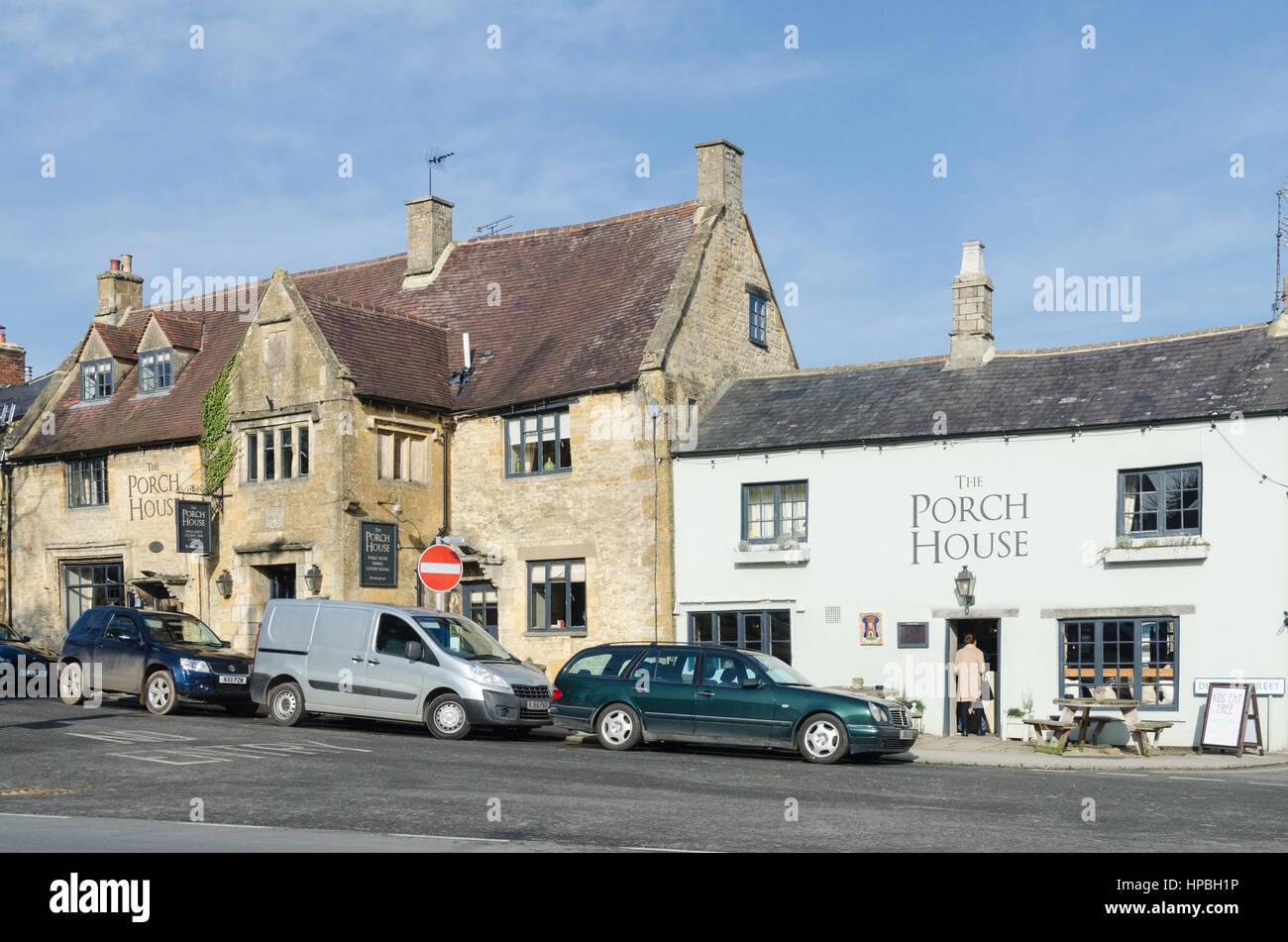 Il Portico Casa vecchio pub e ristorante in Stow-su-il-Wold in Cotswolds Foto Stock
