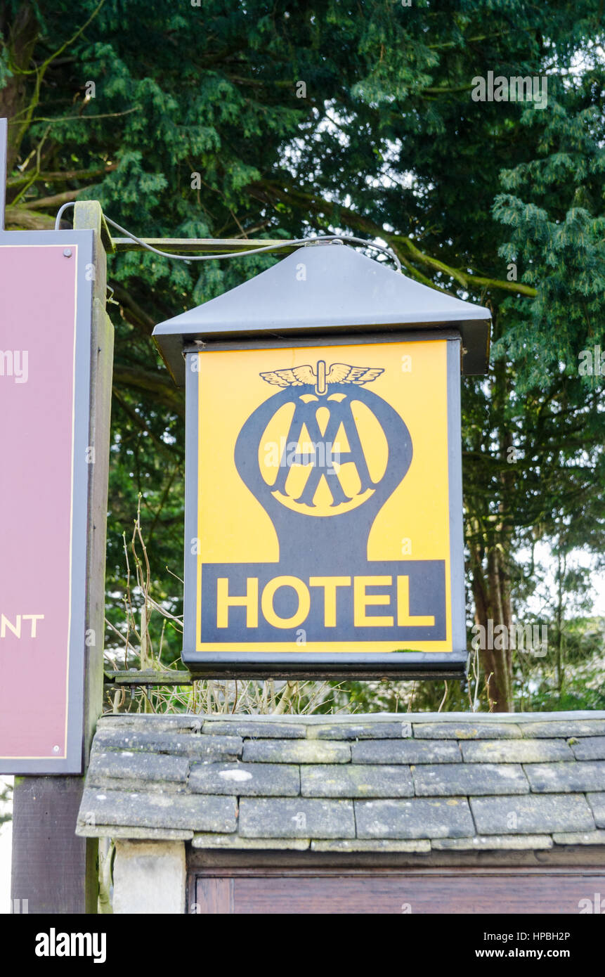 In vecchio stile AA hotel accedi Stow-su-il-Wold in Cotswolds Foto Stock In vecchio stile AA hotel accedi Stow-su-il-Wold in Cotswolds Foto Stock