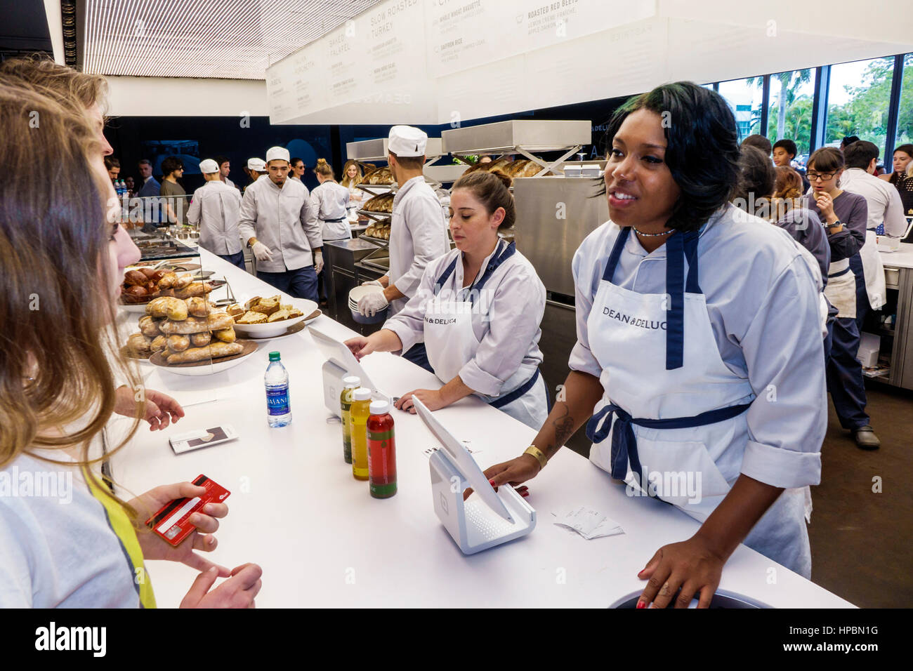 Florida South,Miami Beach,Convention Center,Art Basel Week,fiera delle opere d'arte,Design Miami,Dean & Deluca,gastronomia gourmet,gastronomia,ole scheeren,vendita esposizione pro Foto Stock