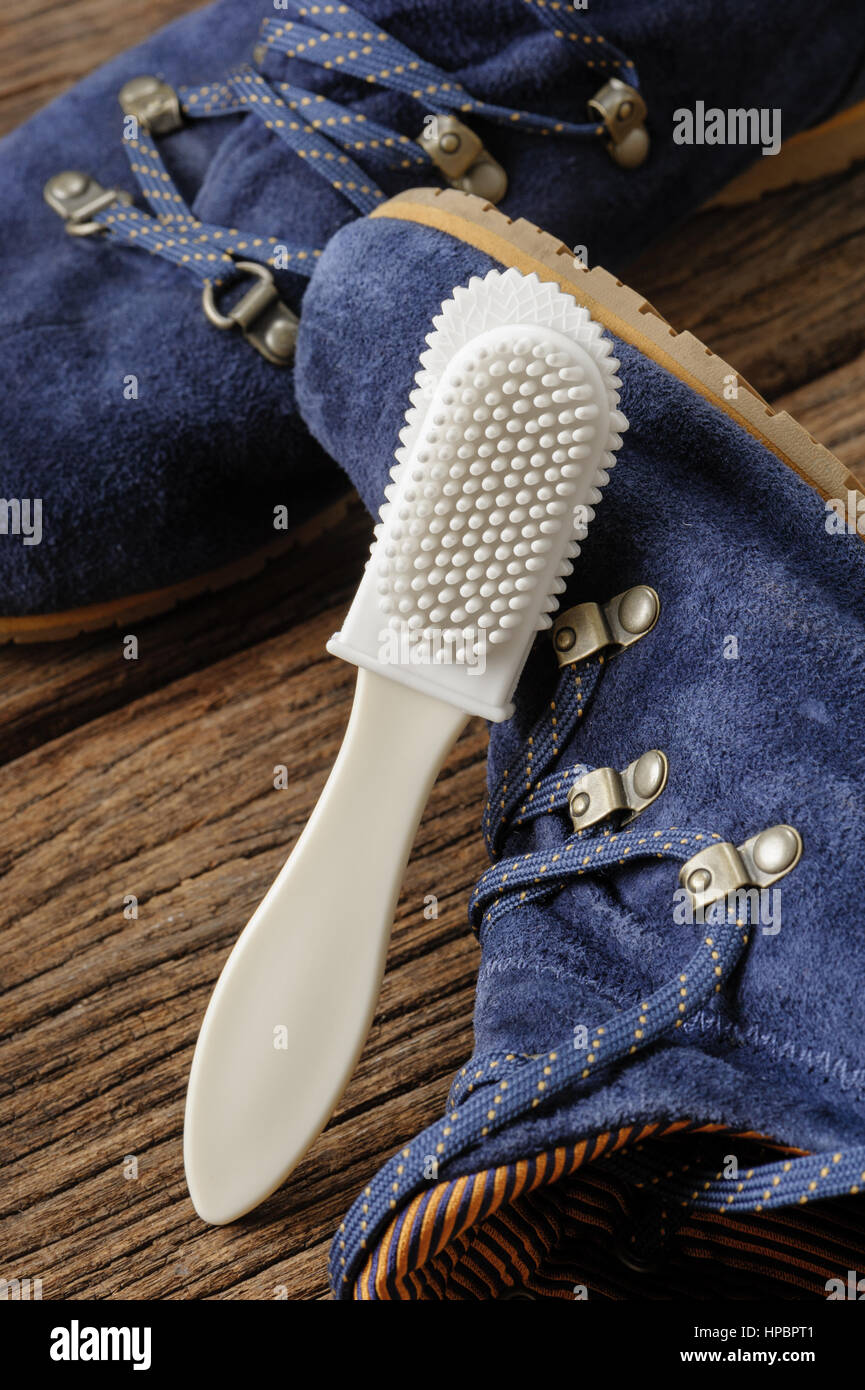 Spazzola di manutenzione per camoscio e nubuck scarpe Foto Stock