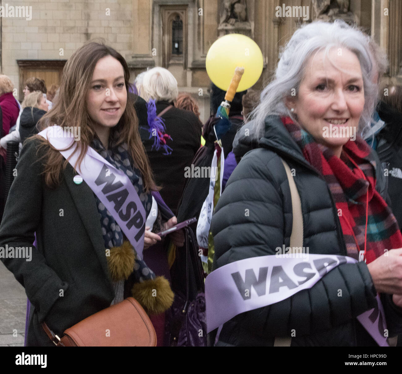 Londra, Regno Unito. Il 21 febbraio 2017. Una lobby di Parliment dalle donne contro la pensione statale Inequalty per protestare contro le modifiche dello stato dell' età pensionabile per le donne Credito: Ian Davidson/Alamy Live News Foto Stock