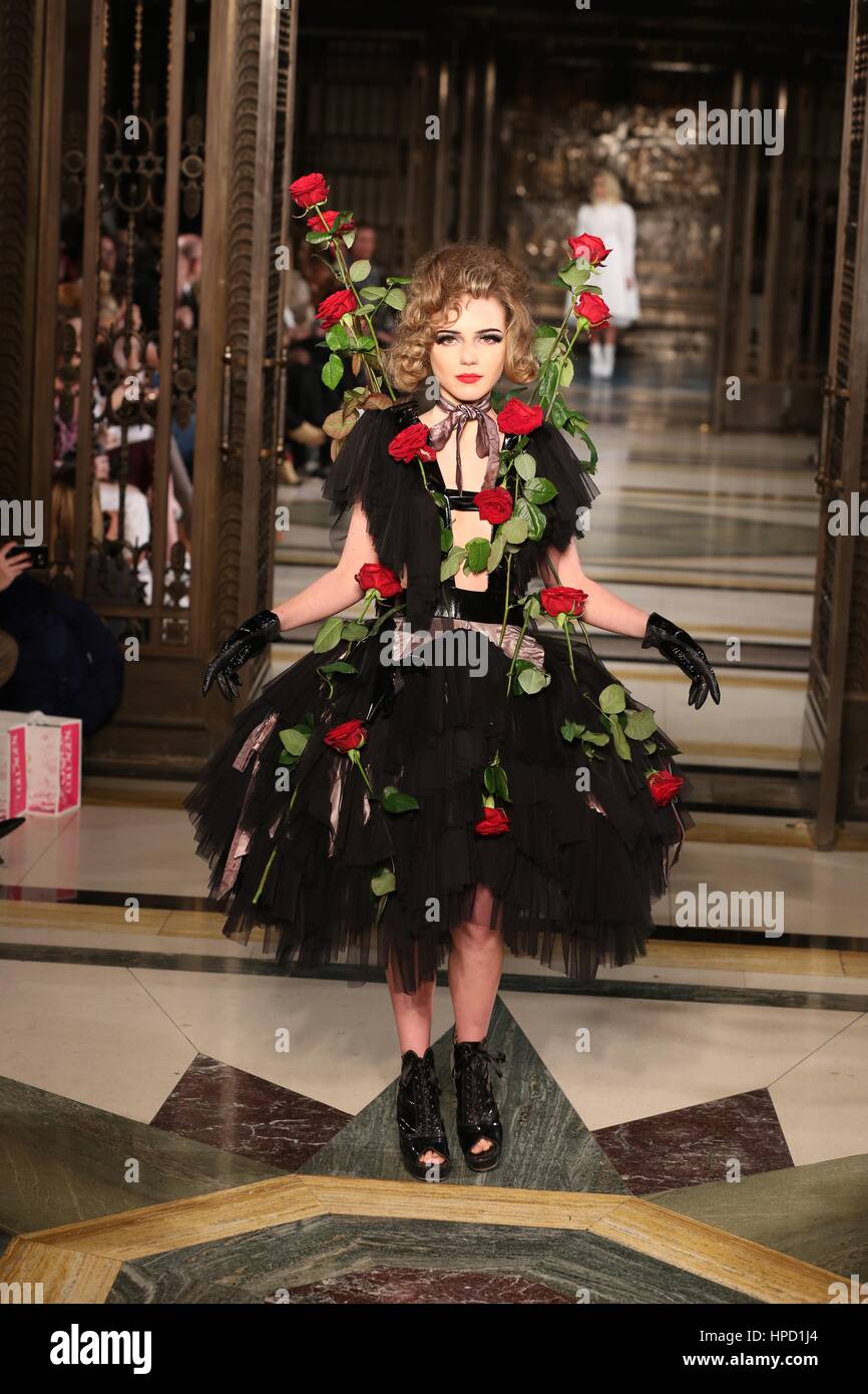 La London Fashion Week , Moda Scout Feb 2017 Passerella .... Foto Stock