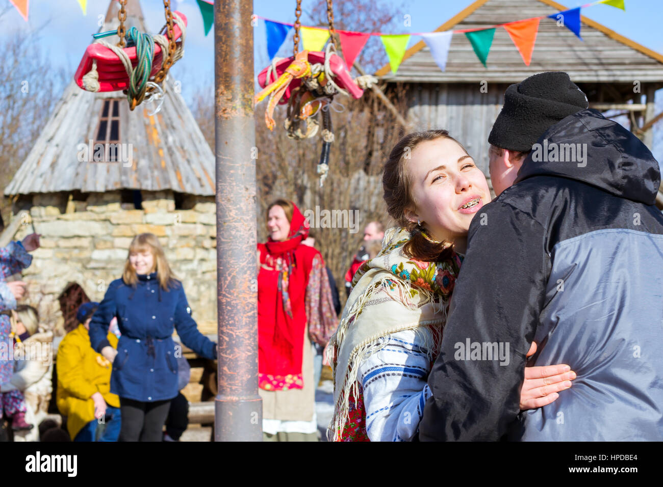 San Pietroburgo, Russia - 13 Marzo 2016: Shrovetide festeggiamenti, pancake settimana. Gli adulti e i bambini celebrano la fine dell inverno e l'inizio della primavera, Foto Stock