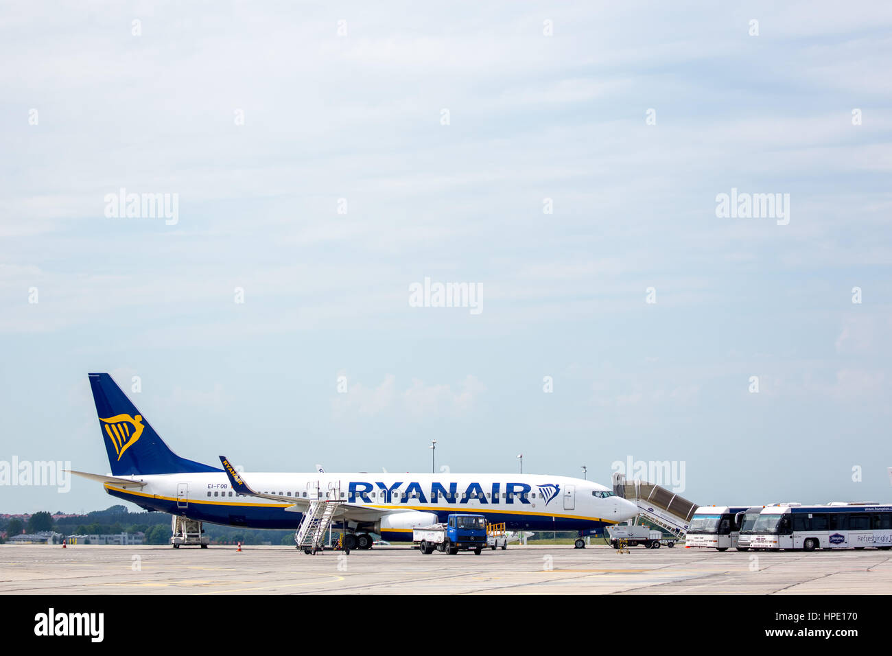 Piano di Ryanair a Lech-Wałęsa aeroporto, Danzica Danzica, Gdansk, Pomorskie, voivodato di Pomerania, Polonia Foto Stock