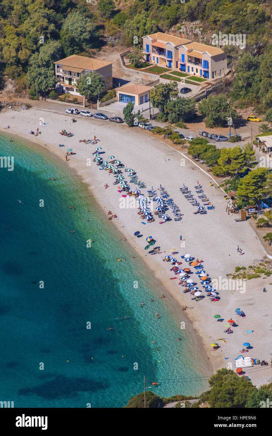 Mikros Gialos Bay La Spiaggia E Il Resort Vicino Al