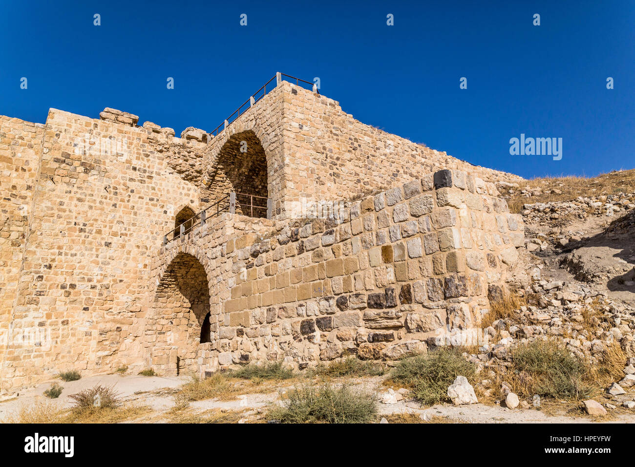 Completamente ristrutturato castello crociato di Karak (Kerak, Al-Karak), del XII secolo, costruita per proteggere il regno cristiano di Foto Stock