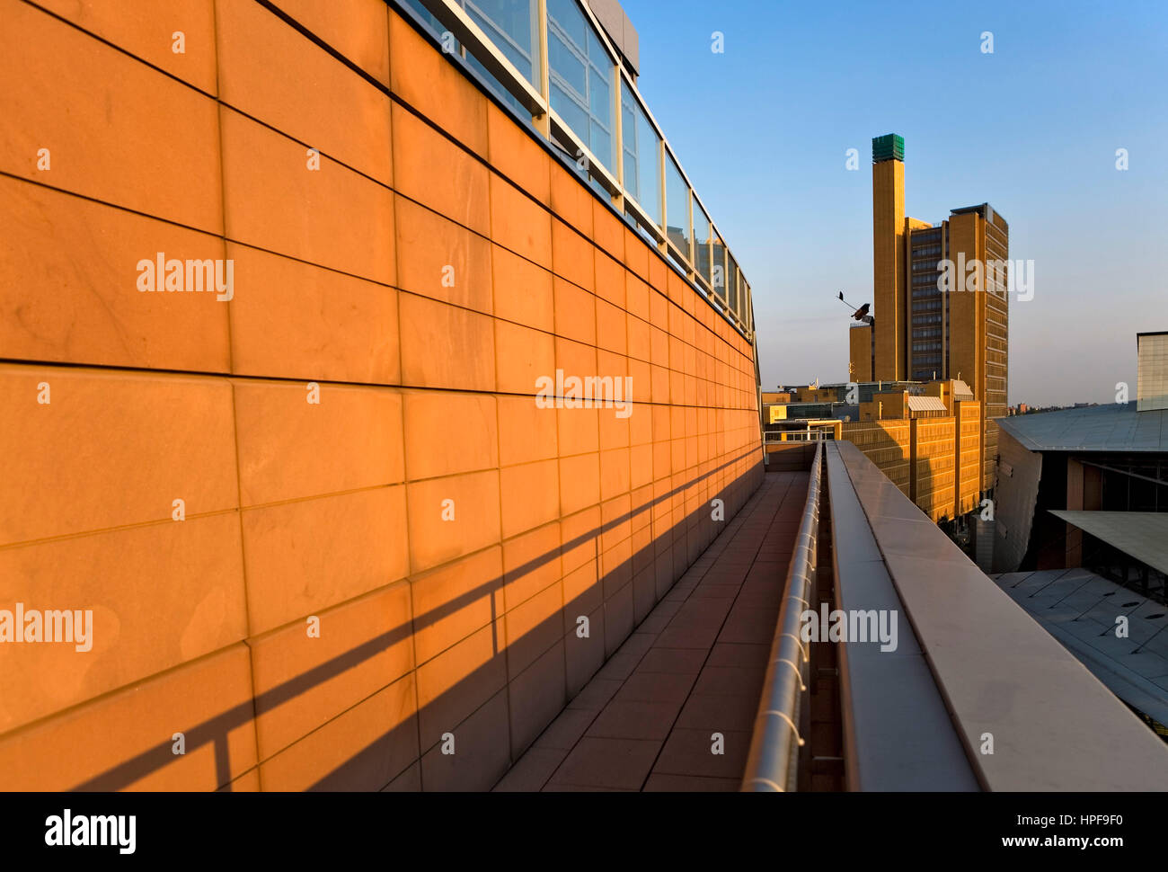 Skyline di Daimler Chrysler quartier.In background Daimler Chrysler Building .Berlin. Germania Foto Stock