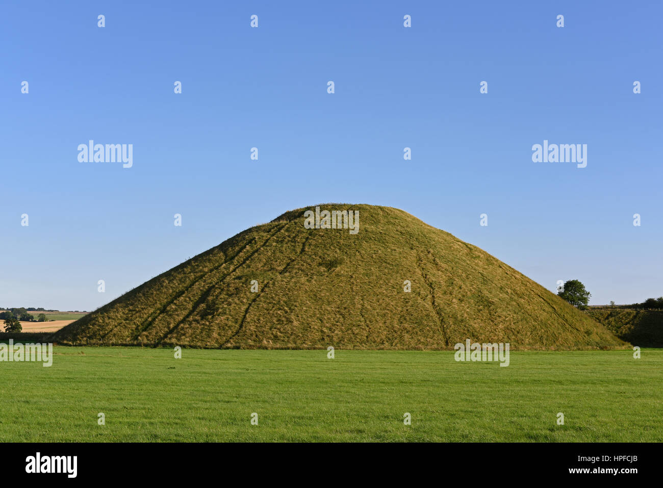 Silbury Hill in Avesbury, Wiltshire, Inghilterra Foto Stock