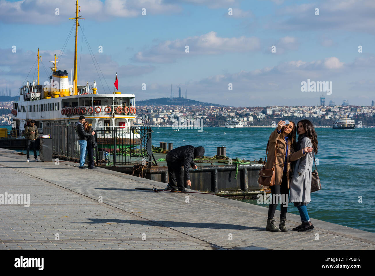 Traghetti in Istanbul il Bosforo Foto Stock