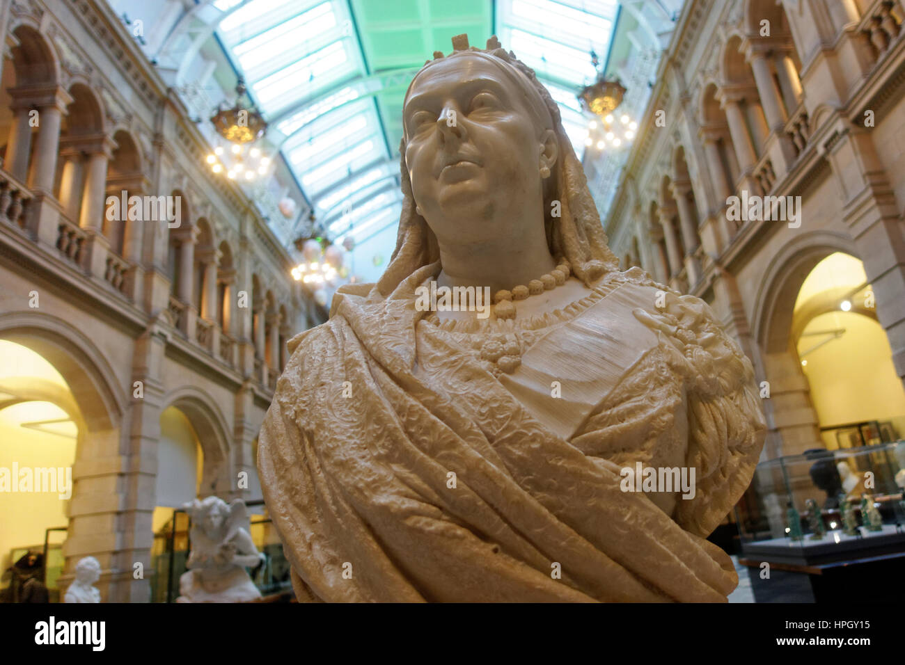 Kelvingrove Art Gallery and Museum busto della regina Victoria Foto Stock
