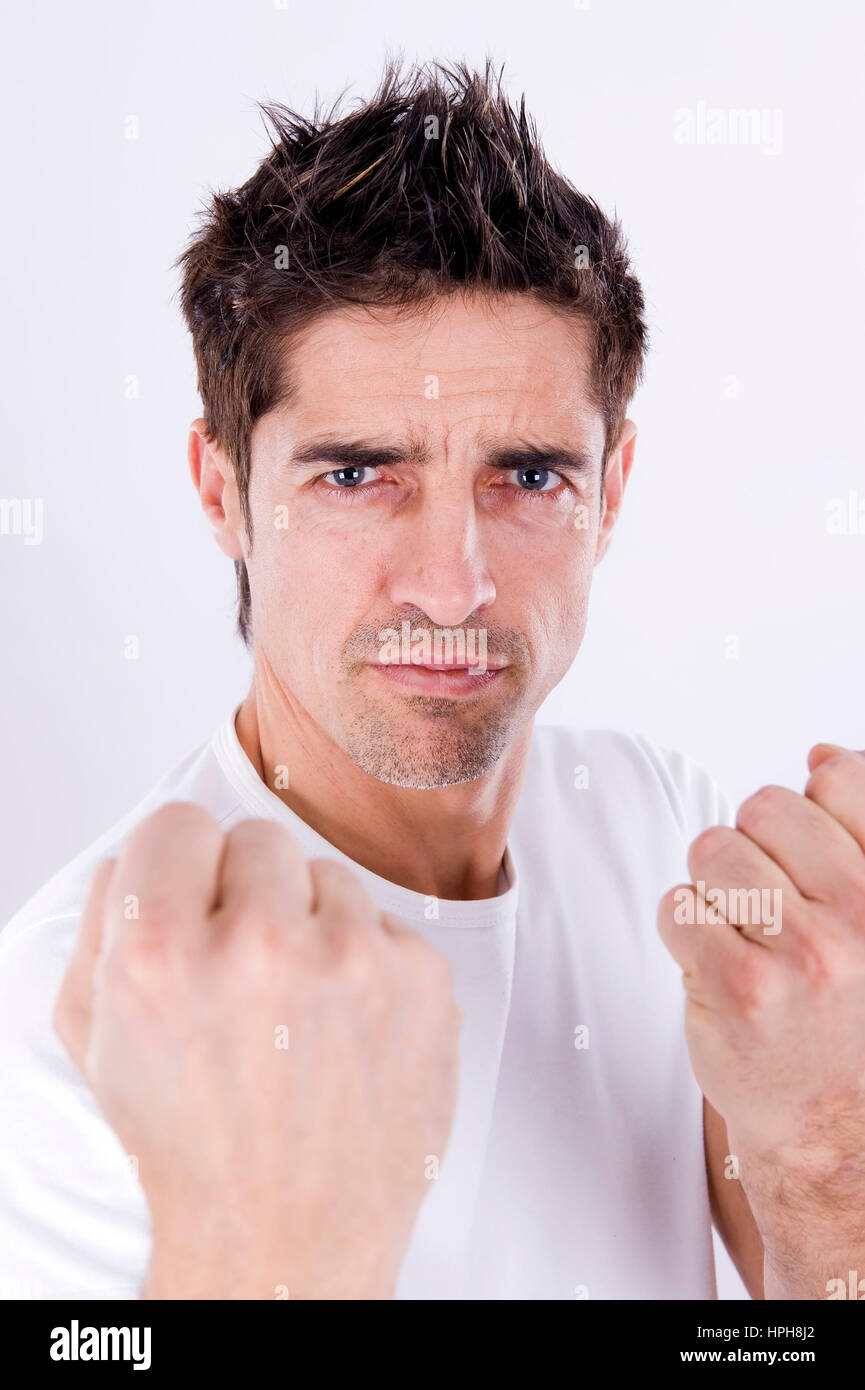 Aggressiver Mann mit geballter Faust - aggressiv uomo con mano serrata, Modello rilasciato Foto Stock