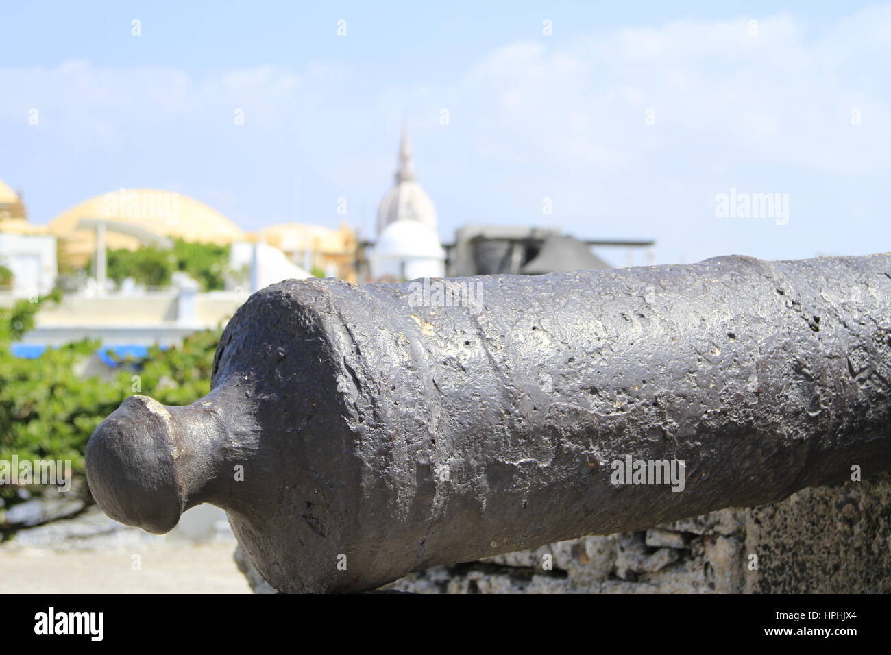 I cannoni sulle mura fortificate, Cartagena, Colombia Foto Stock