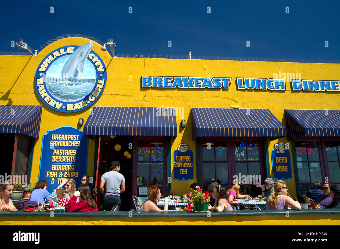 Città di balena panificio Bar e Grill situato in Davenport, California, Stati Uniti d'America. Foto Stock