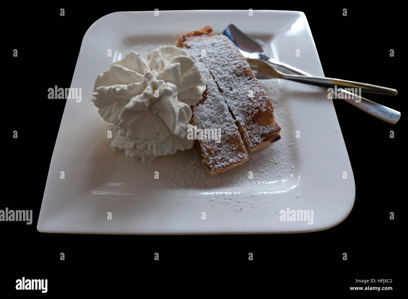 La torta di mele con panna Foto Stock