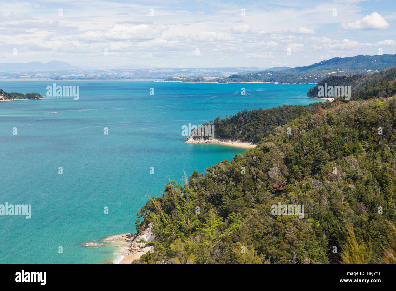 Parco Nazionale di Abel Tasman, Tasmania, Nuova Zelanda. Vista sull'astrolabio rada da Abel Tasman Coast via vicino Marahau. Foto Stock