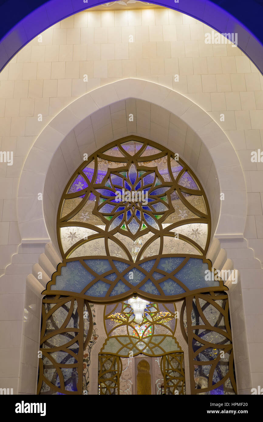 Ad Adu Dhabi della splendida Moschea Sheikh Zayed Foto Stock