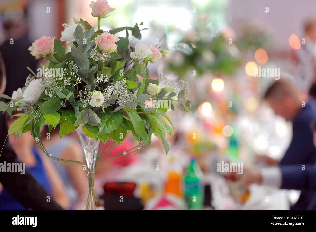 Le persone a una festa o ricevimento di nozze Foto Stock