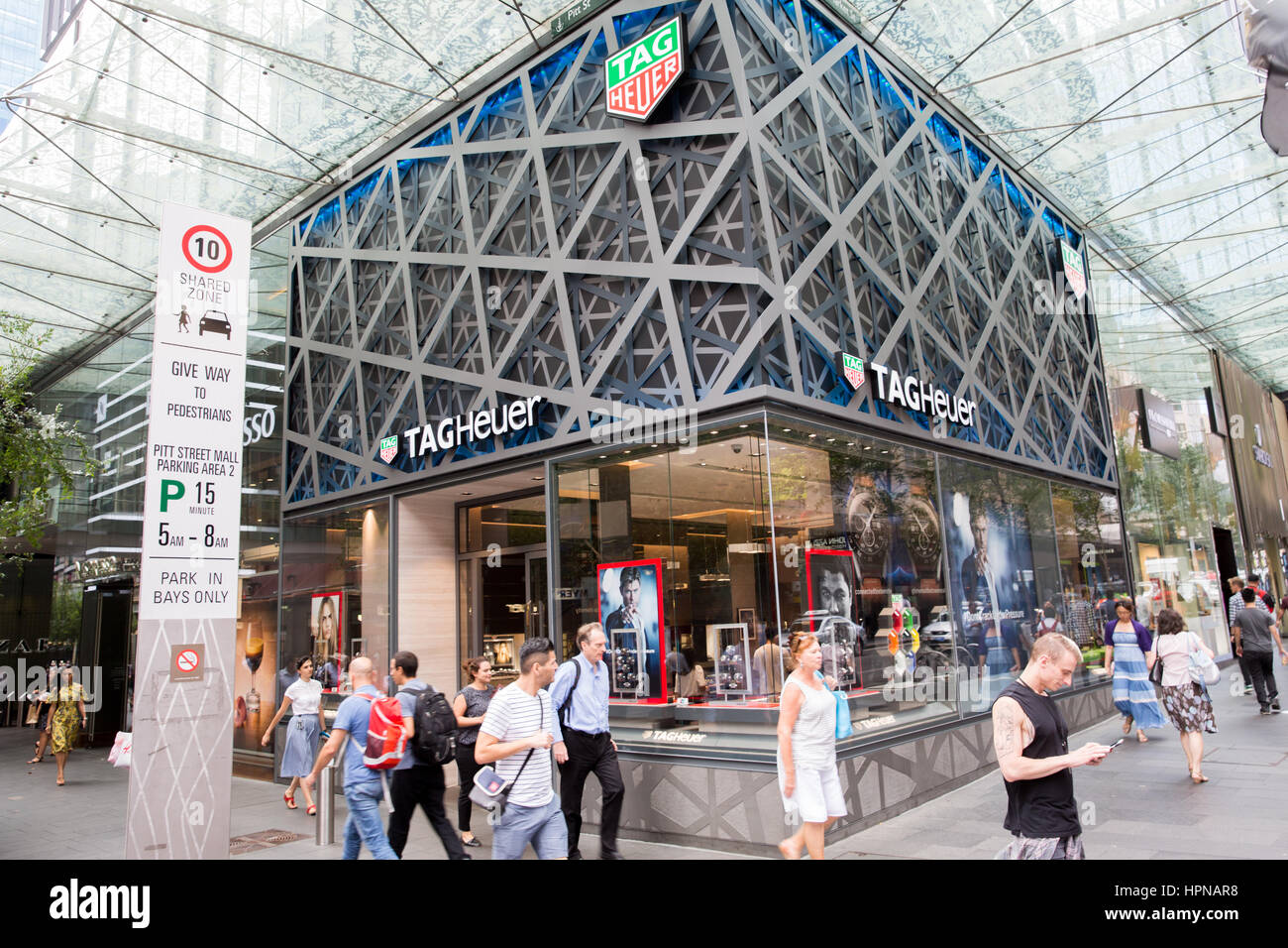 Tag Heuer luxury negozio Vendita orologi e merci in Pitt Street Mall,  Sydney, Nuovo Galles del Sud, Australia Foto stock - Alamy
