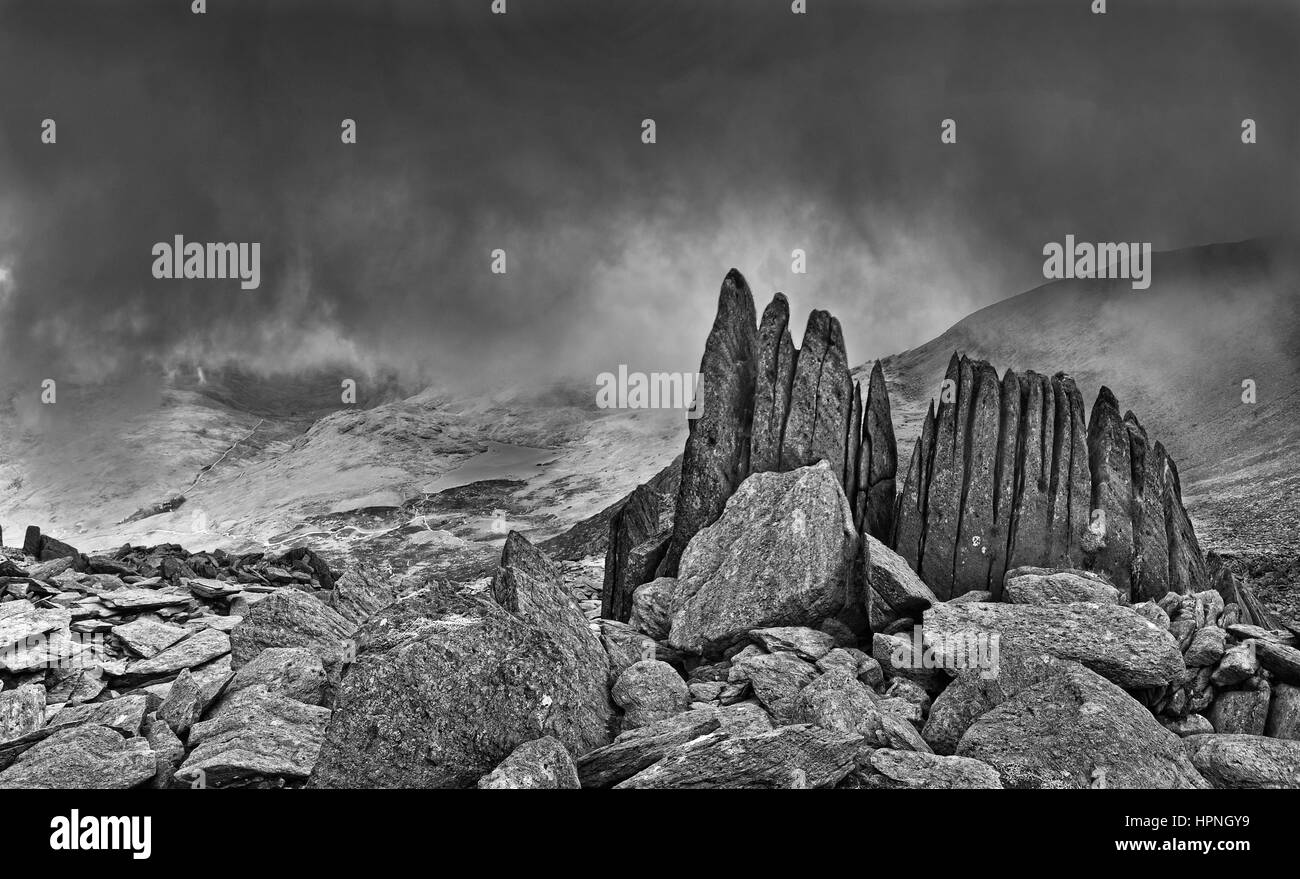 Una vista su Glyder Fawr, Glyders, Snowdonia, Galles Foto Stock