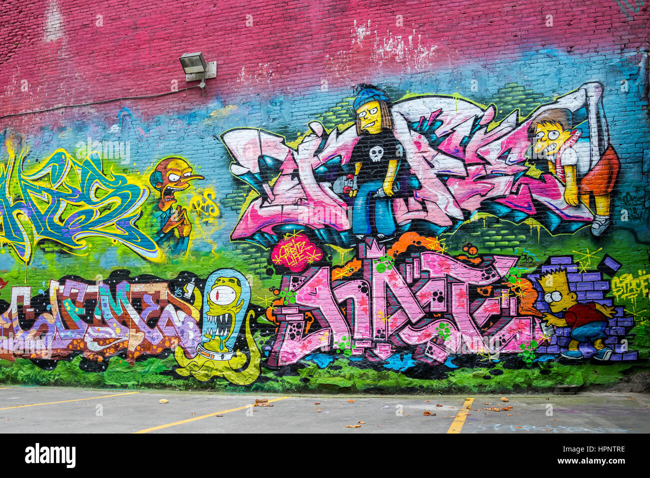 Simpsons , a tema in stile graffiti murale, DTES, Vancouver, Britsih Columbia, Canada Foto Stock