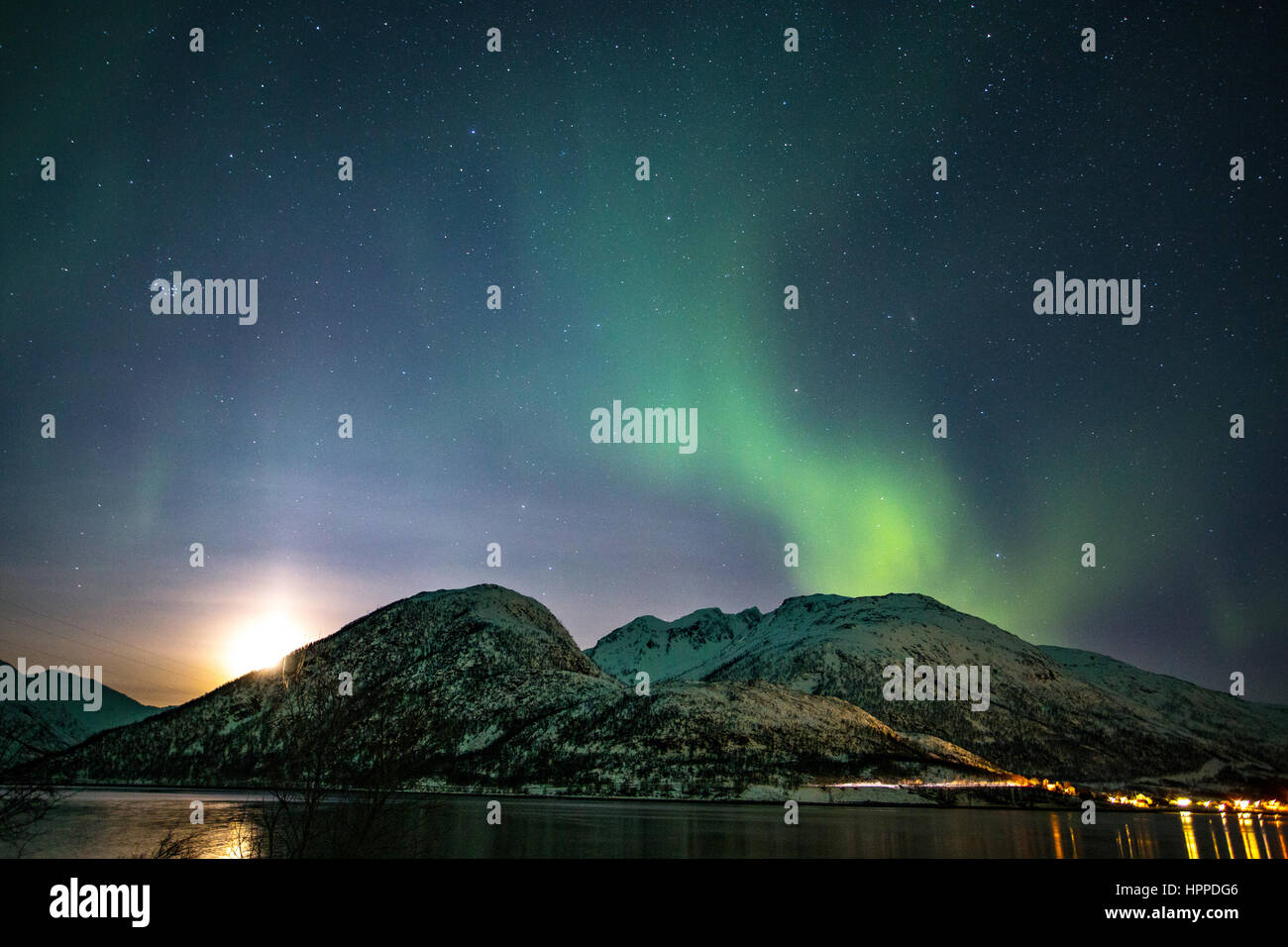 Aurora boreale su isole Lofoten in Norvegia, Europa Foto Stock
