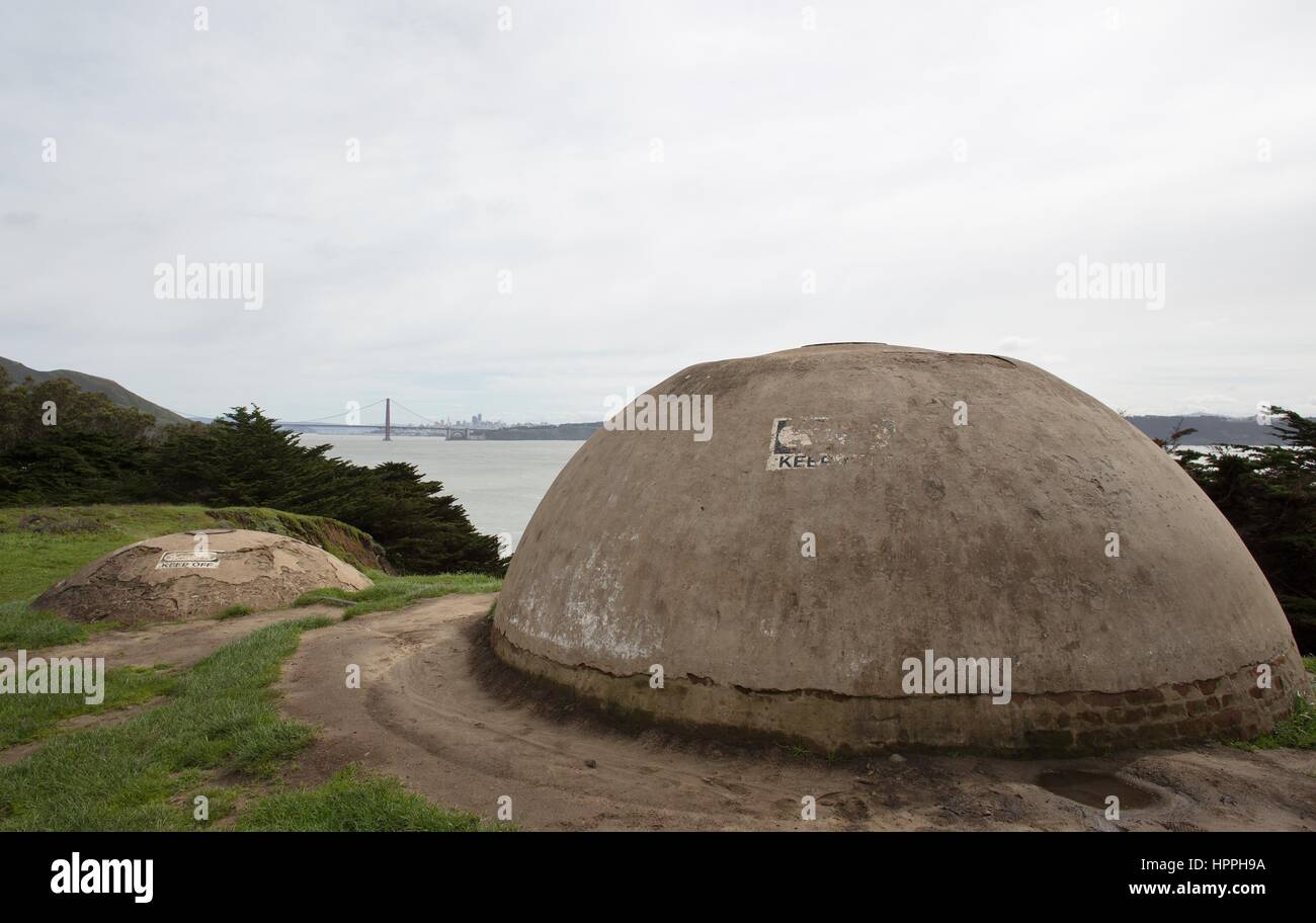 Abbandonate le strutture militari a Marin Headlands, CA, Stati Uniti d'America. Foto Stock