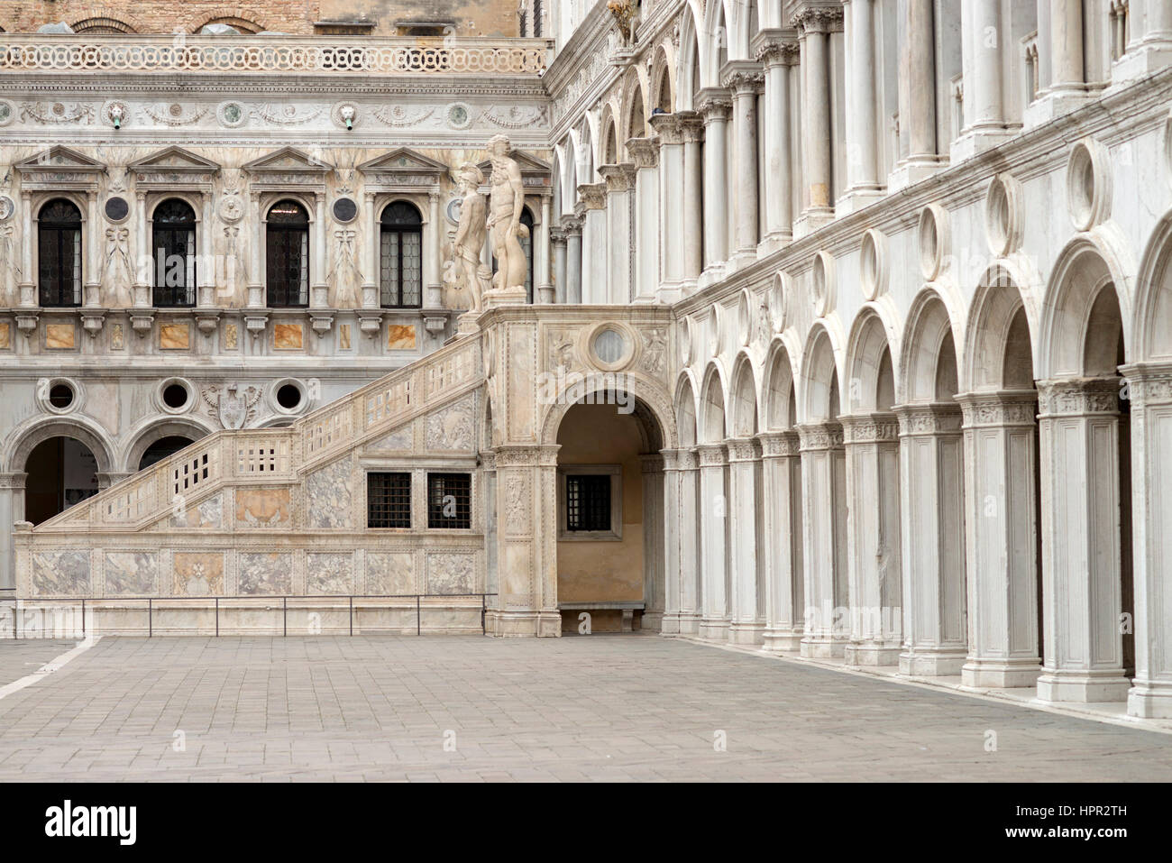 Cortile del Palazzo Ducale di Venezia Foto Stock