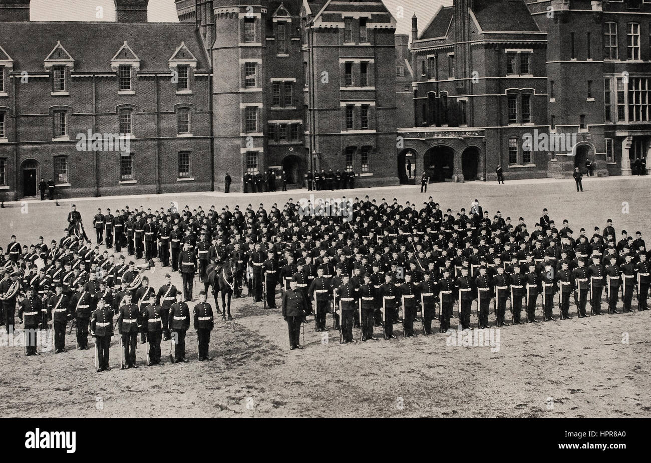 Il Shropshire fanteria leggera su Parade precedente per la loro partenza per Città del Capo Foto Stock