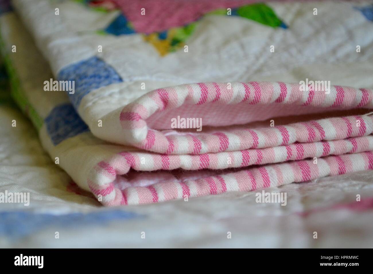 Artigianato casalinga cucite a mano trapunta con cuciture complesse Foto Stock