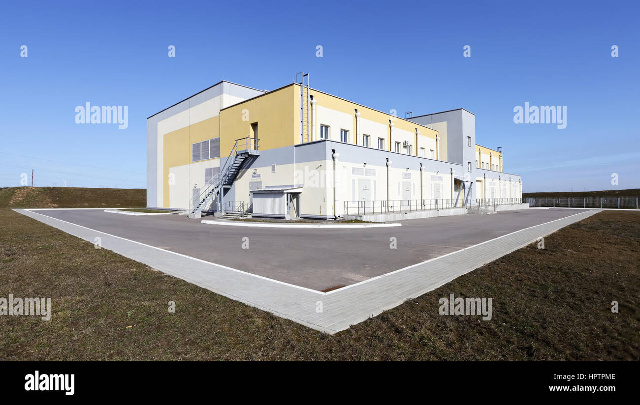 Tipo chiuso impianto di alimentazione edificio vista generale Foto Stock