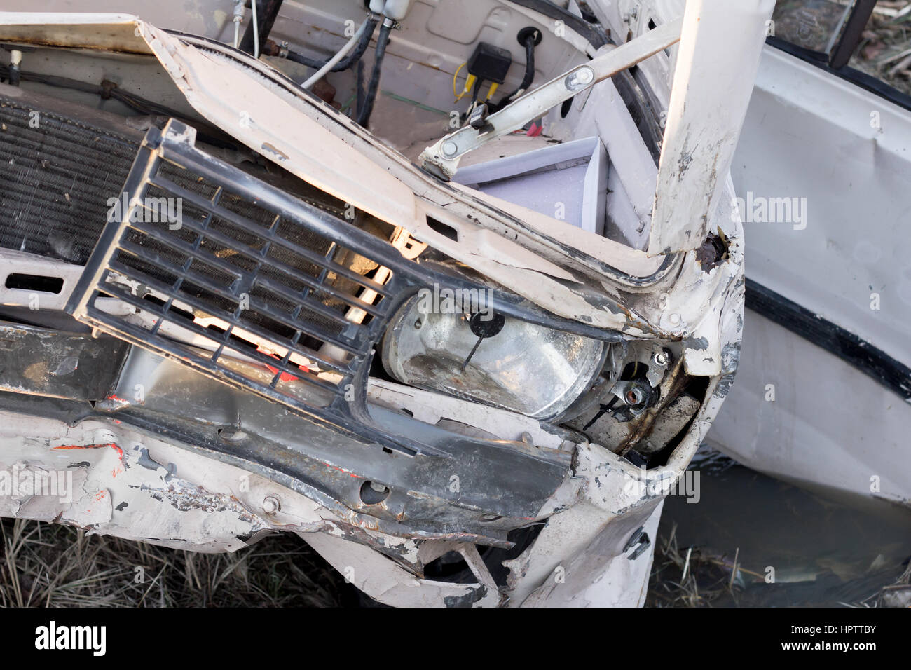 Broken auto anteriore Foto Stock