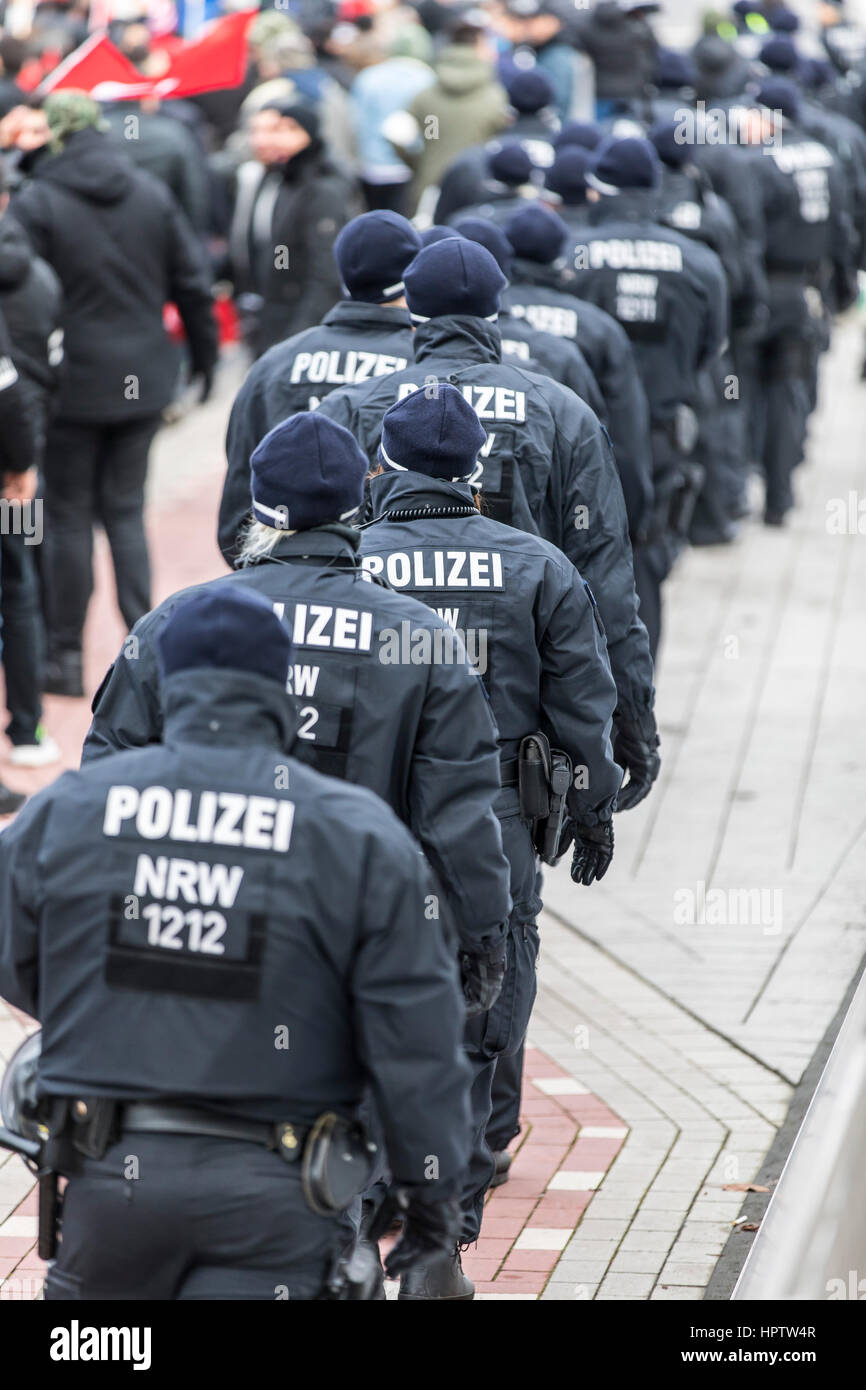 Il tedesco riot police unit nel corso di una manifestazione a Dortmund, Germania, Foto Stock