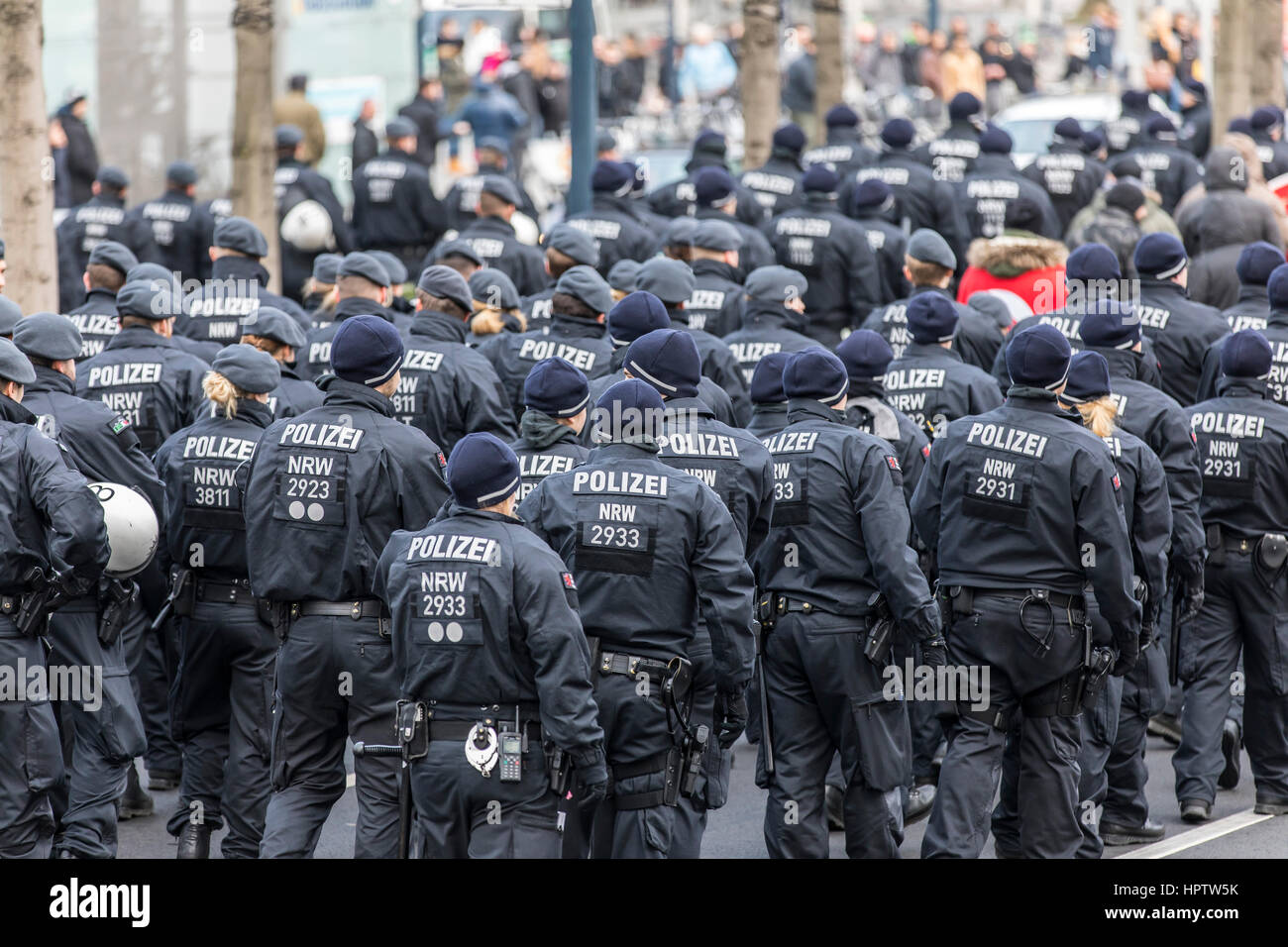 Il tedesco riot police unit nel corso di una manifestazione a Dortmund, Germania, Foto Stock
