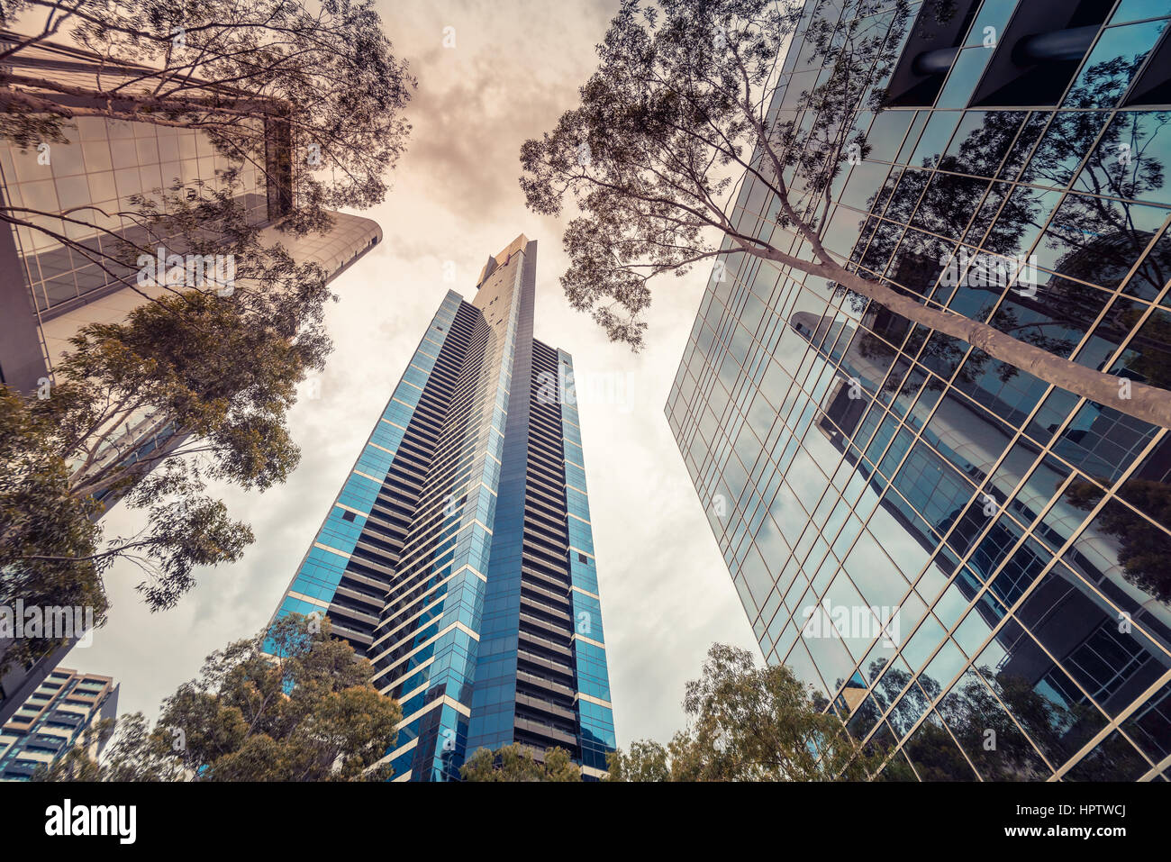 Cerca fino alla città di Melbourne grattacieli, Victoria Foto Stock