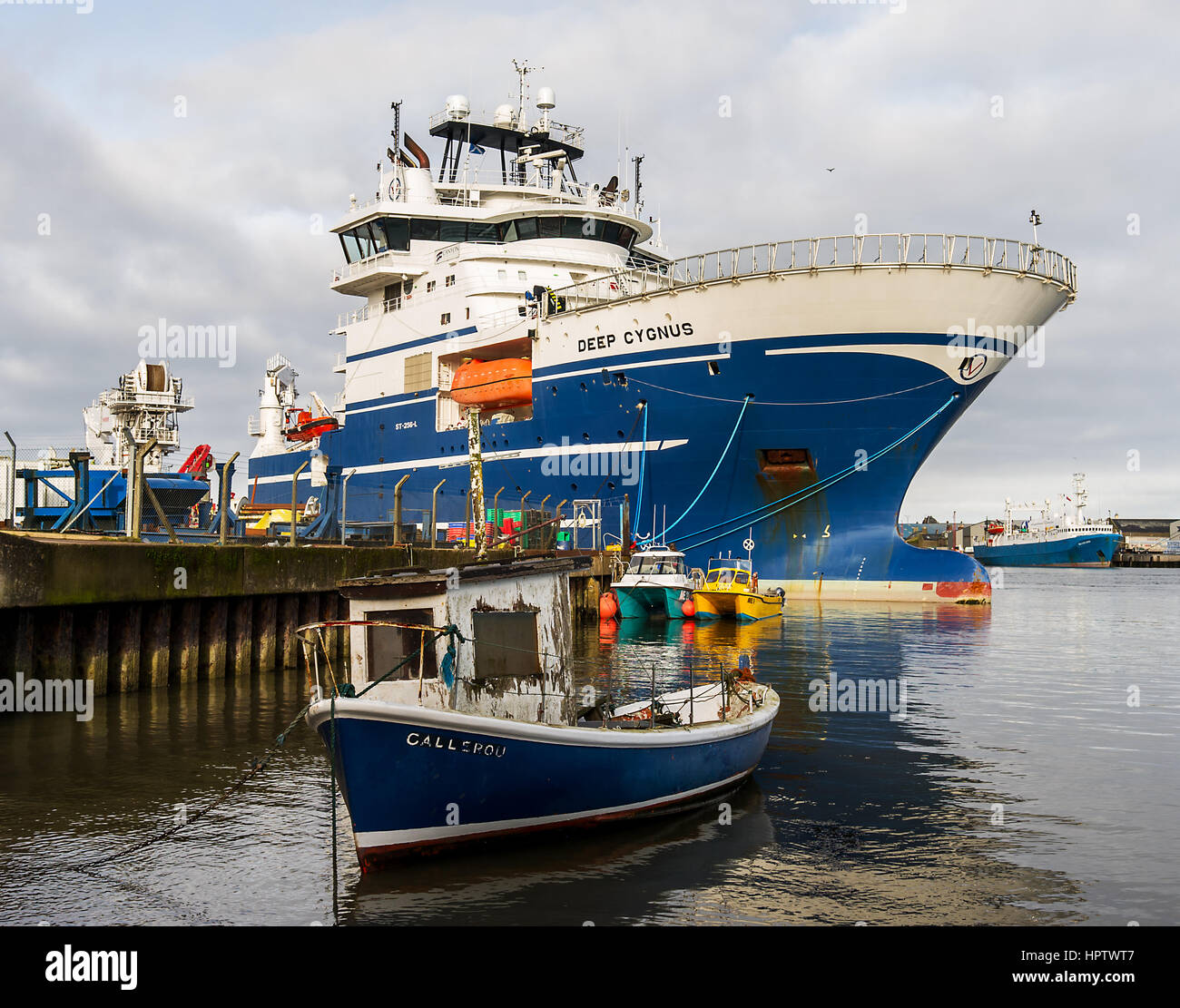 Montrose, ferryden porto di mare del Nord di barche di alimentazione,acqua profonda Harbour Foto Stock