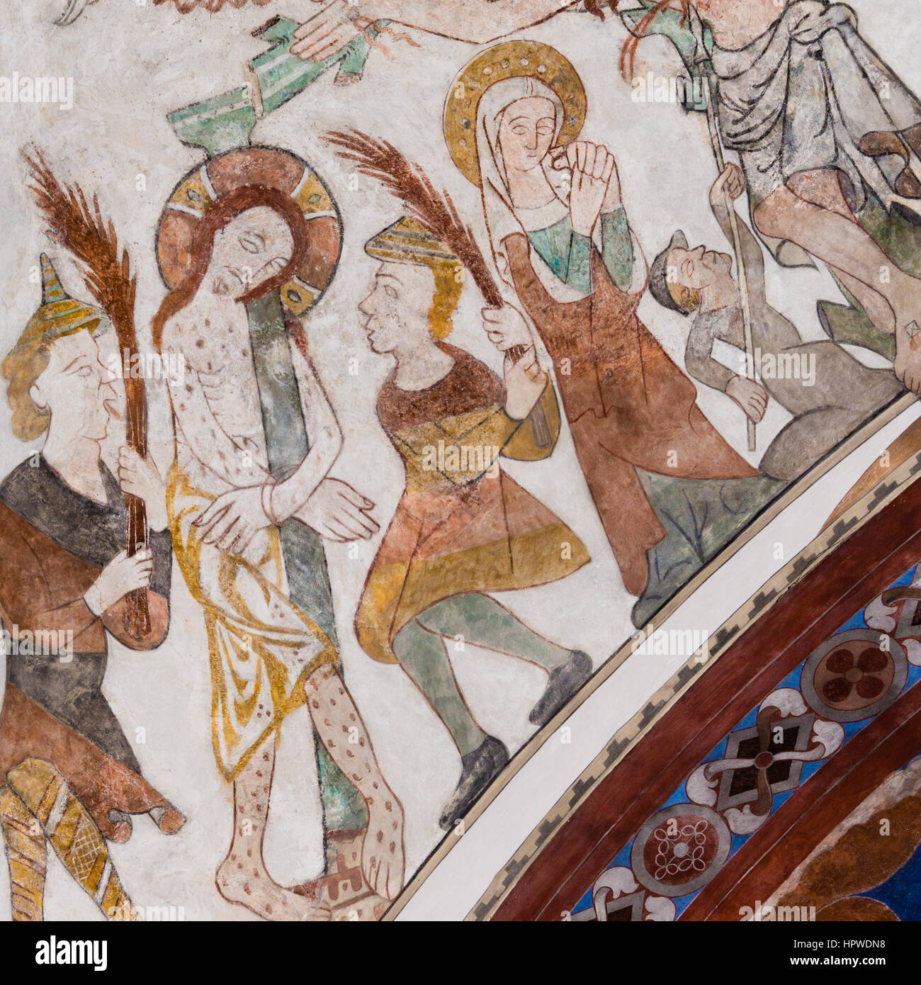 La passione di Cristo. Gesù è attaccato ad un palo e la flagellazione. Un affresco gotico Skibby nella chiesa, Danimarca - Febbraio 21, 2017 Foto Stock