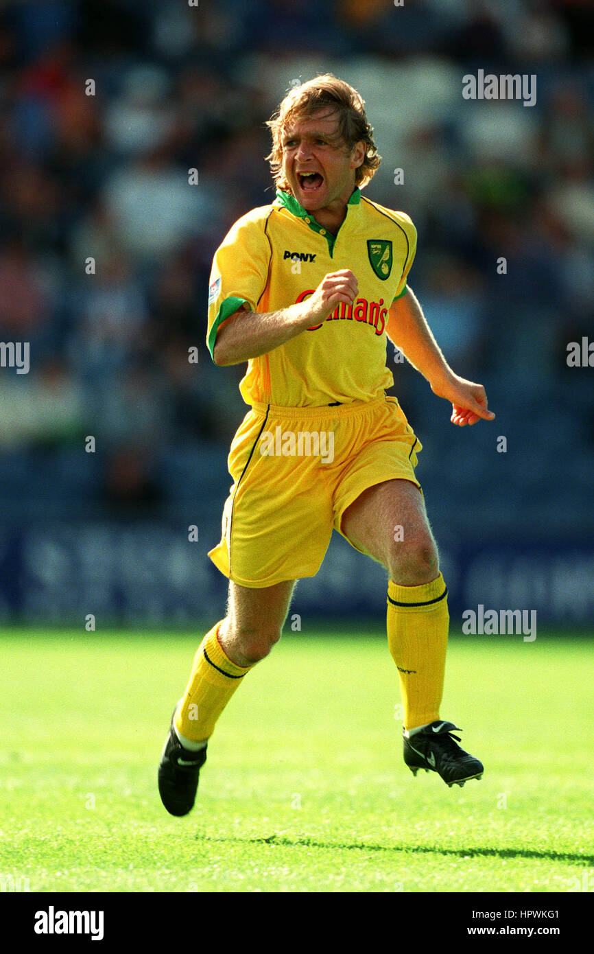 PETER GRANT Norwich City FC 24 Agosto 1998 Foto Stock