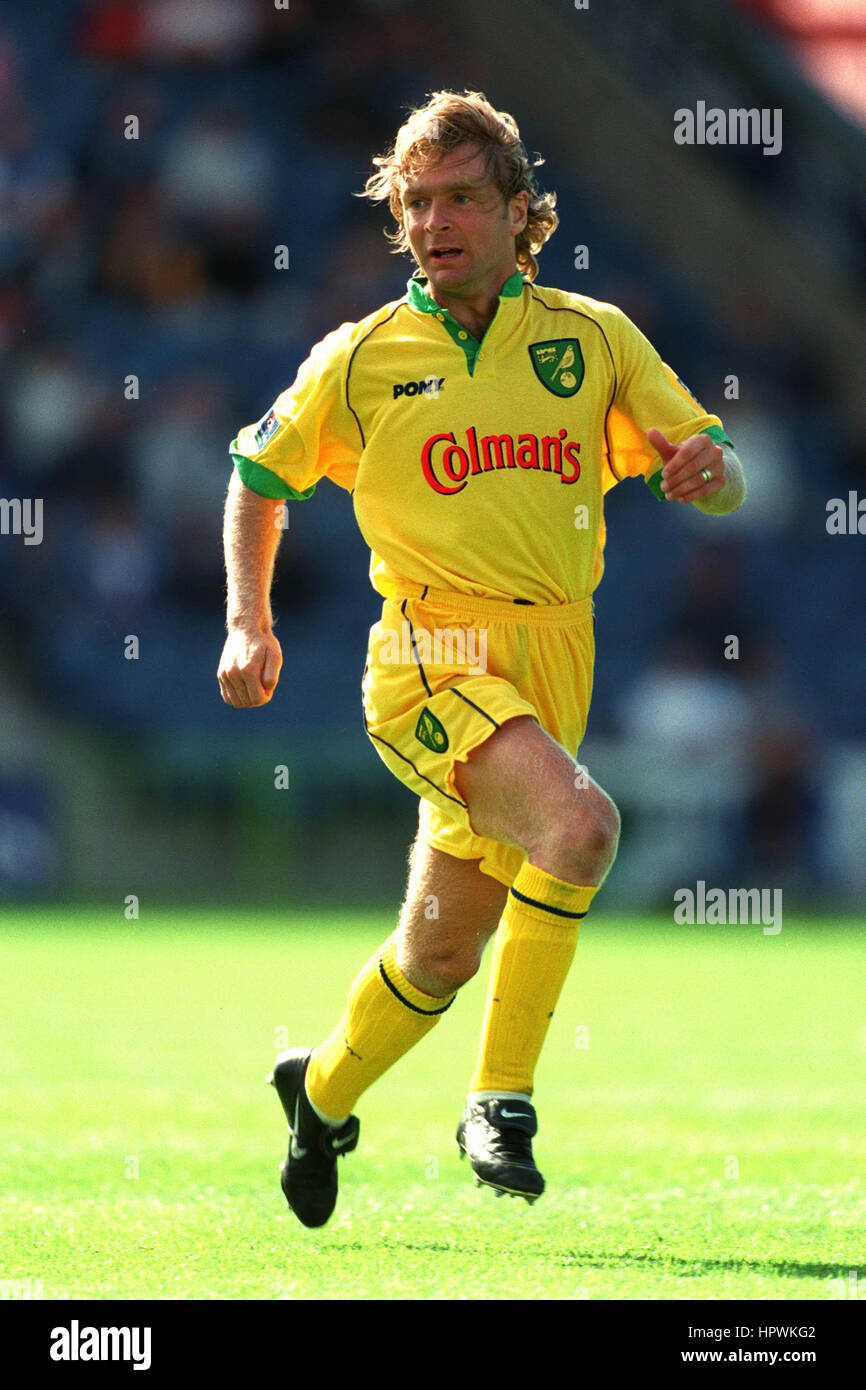 PETER GRANT Norwich City FC 24 Agosto 1998 Foto Stock