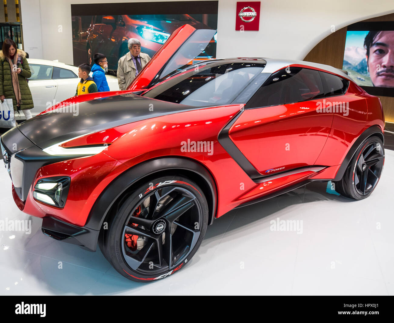 La Nissan Gripz Concept car sul display nel tendone showroom, Nissan Gallery in Ginza Tokyo. Foto Stock