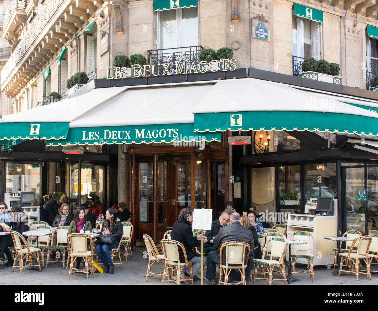 Les Deux Magots cafe, Parigi, Francia, Europa Foto Stock