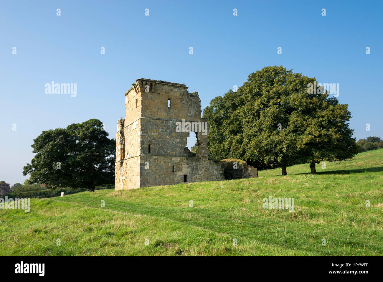 Ayton castello, un centro medievale fortificata di Manor House in West Ayton, North Yorkshire, Inghilterra. Foto Stock