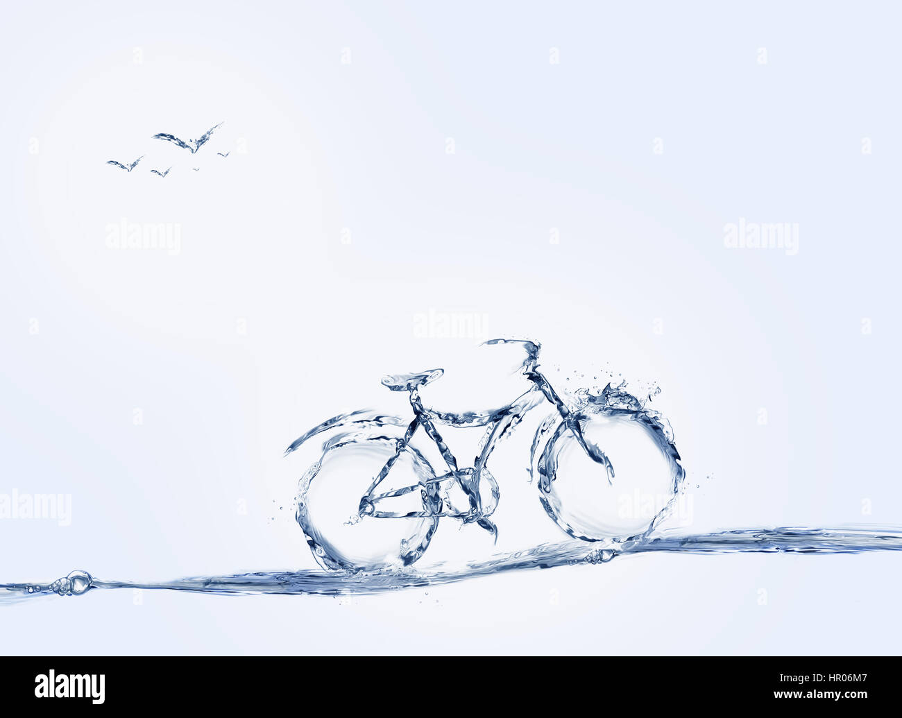 Una bicicletta fatta di acqua per rappresentare eco-friendly trasporto con gli uccelli in volo. Foto Stock