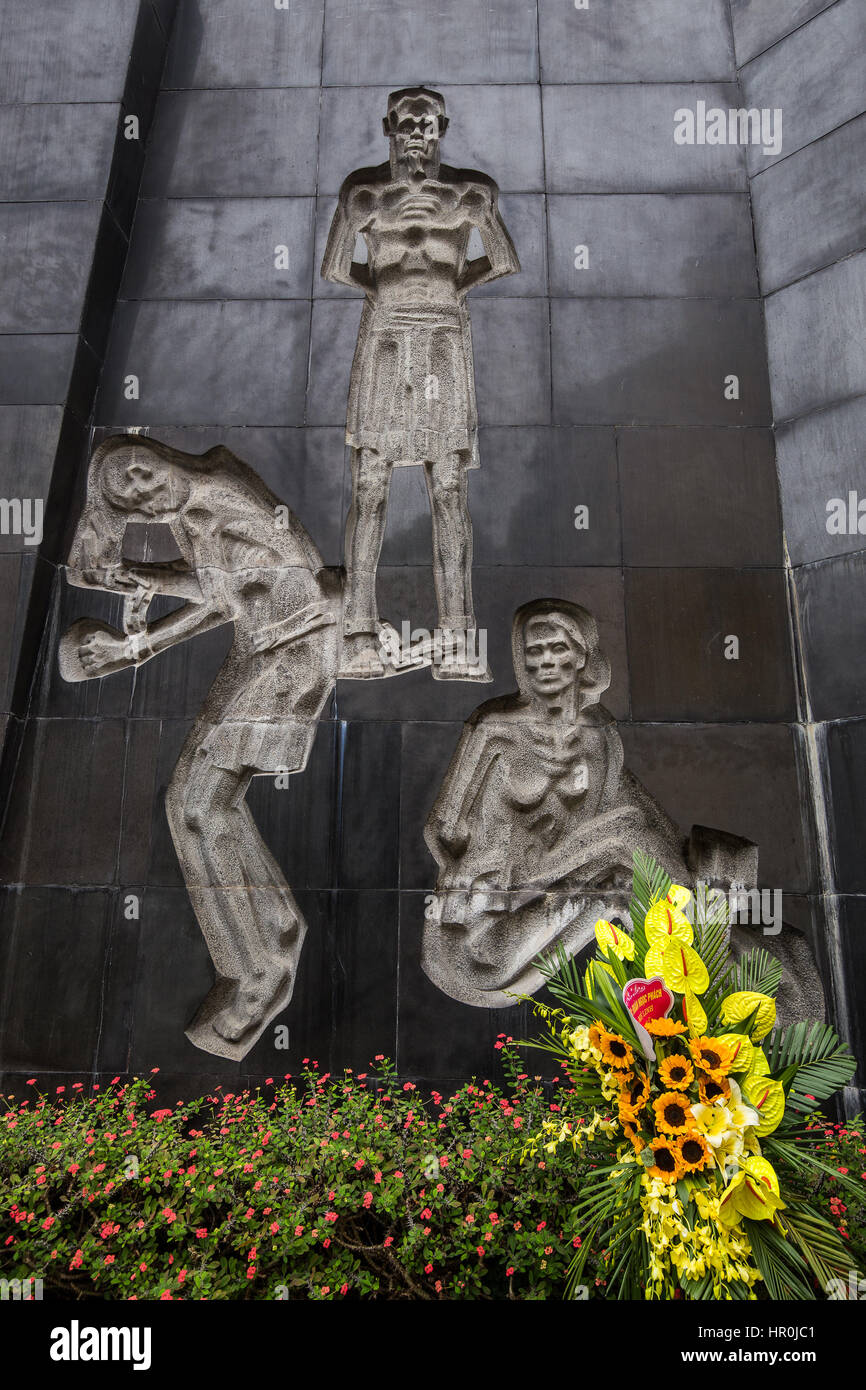 Bassorilievo in Hoa Loa, Hanoi Hilton prigione - Lo scopo originario di Hoa Loa prigione o il 'Hanoi Hilton' è stato per il dominio coloniale francese di fermo del sistema Foto Stock