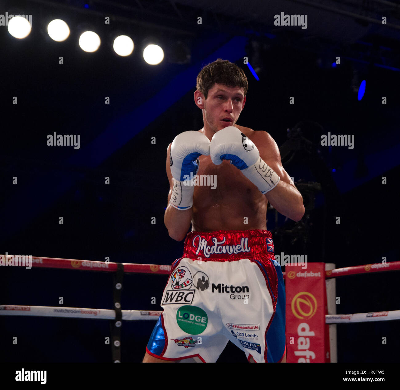 Hull, Regno Unito. Il 26 febbraio 2017. Ray Vargas batte Gavin McDonnell per la WBC Campionato Super-Bantamweight Credit: stephen Gaunt/Alamy Live News Foto Stock