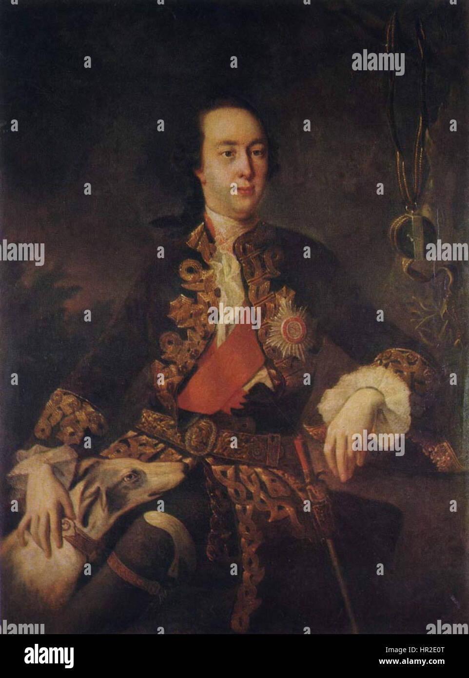 Questo ritratto di P.B. Sheremetev, dipinto da Ivan Argunov nel 1753, è un notevole esempio di ritrattistica aristocratica russa del XVIII secolo. L'opera mostra Sheremetev in una posa dignitosa, mettendo in risalto la sua ricchezza e la sua posizione sociale, ed è ospitata nel Museo dell'Hermitage. Foto Stock