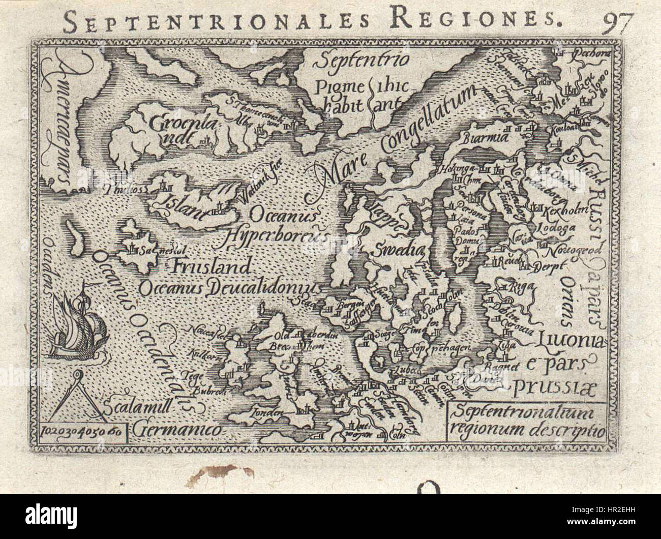 *Septentrionalium regionum descriptio* di Philip Galle è un'incisione del XVI secolo che mappa le regioni settentrionali dell'Europa, mostrando la conoscenza cartografica del tempo. L'incisione offre rappresentazioni dettagliate di paesaggi e territori dell'Europa settentrionale durante il Rinascimento. Foto Stock