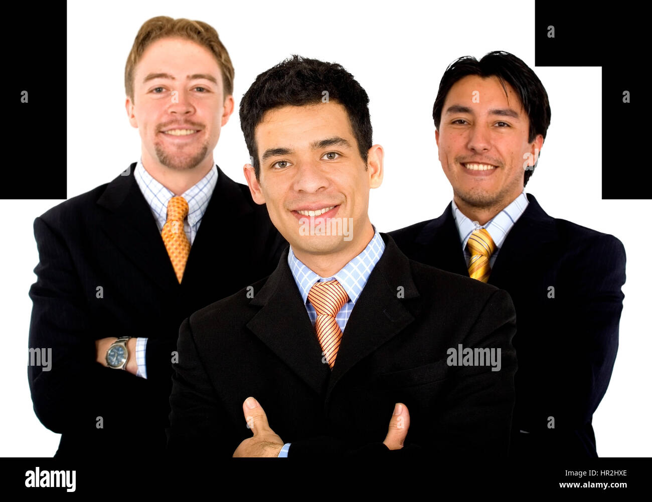 Ufficio del lavoro di squadra dove ci sono solo uomini - tutti sorridenti - isolate su uno sfondo bianco Foto Stock