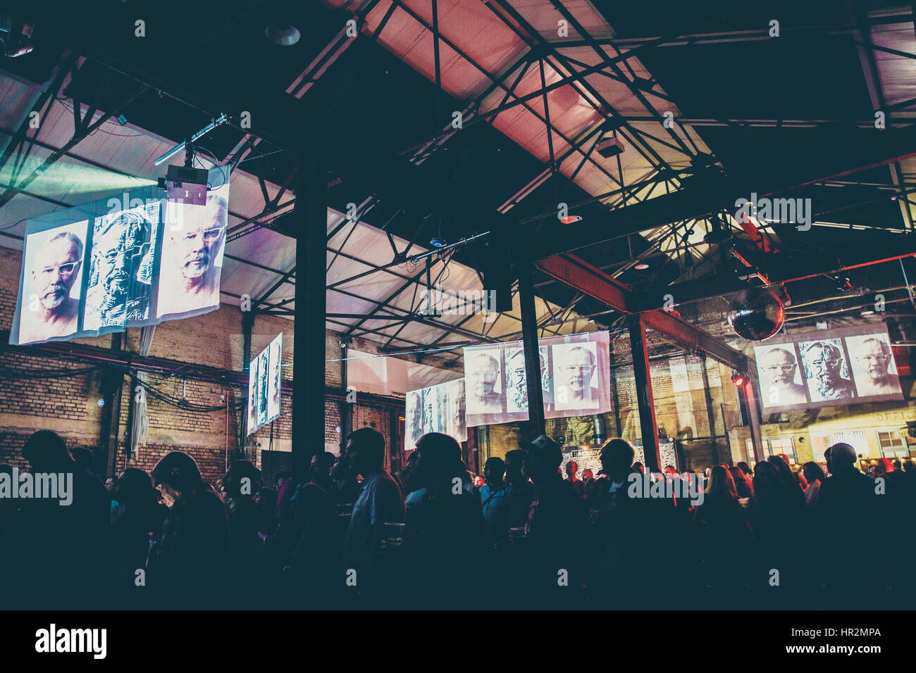 La folla al Liverpool International Festival of Psychedelia Foto Stock