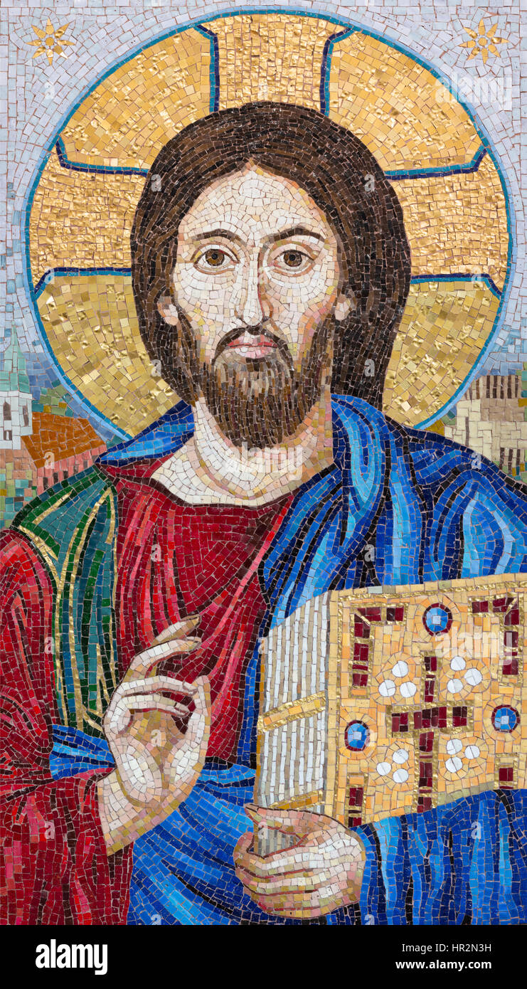 Berlino, Germania - Febbraio 16, 2017: La mosaik della Beata Gesù nella Chiesa Marienkirche da laboratorio Cosmomusivo (2014) dopo la vecchia icona da Kather Foto Stock